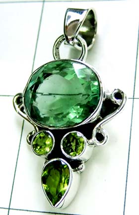 Evergreen Fluorite gemstone Pendnat-ss4p275