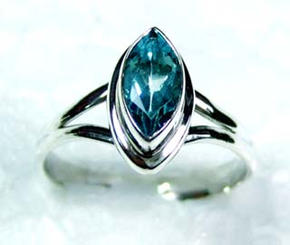 Beautiful small Ring-ss4r062
