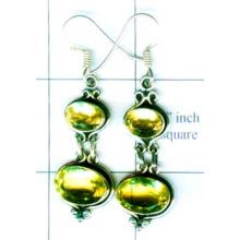 A unique silver gemstone earrings of handmade product-w9e003